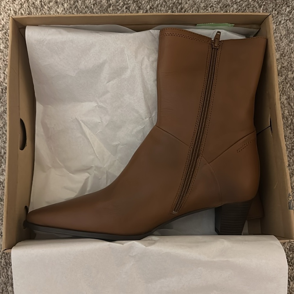NIB Free People Cosmico Ankle Boots - Picture 5 of 6